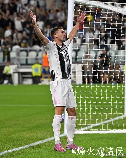 弗拉霍维奇无缘巴萨加盟，有望转战AC米兰