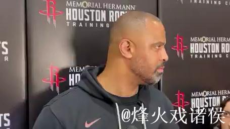 乌度卡对裁判大声质疑:希望你能看清楚这个情况 乌度卡对裁判大声质疑:希望你能看清楚这个情况