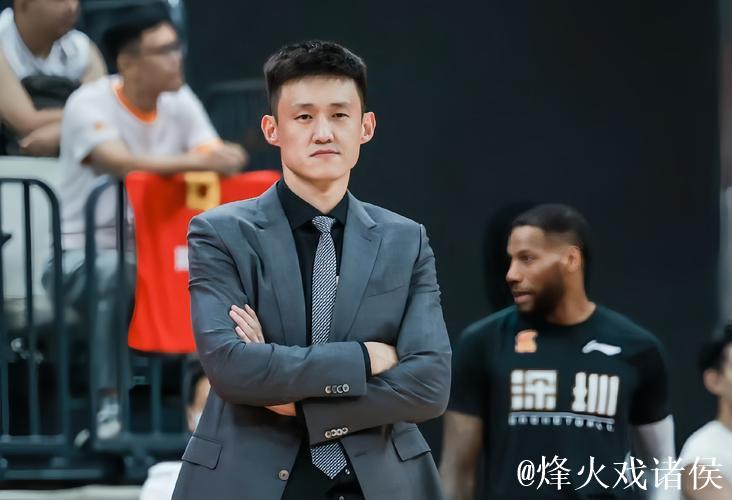 又一位少帅！周鹏出任深圳男篮主教练兼球员